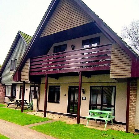 Trevithick By The Beach For Families & The Pooch Hayle Exterior photo