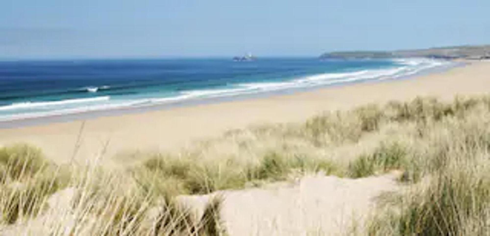 Trevithick By The Beach For Families & The Pooch Hayle Exterior photo
