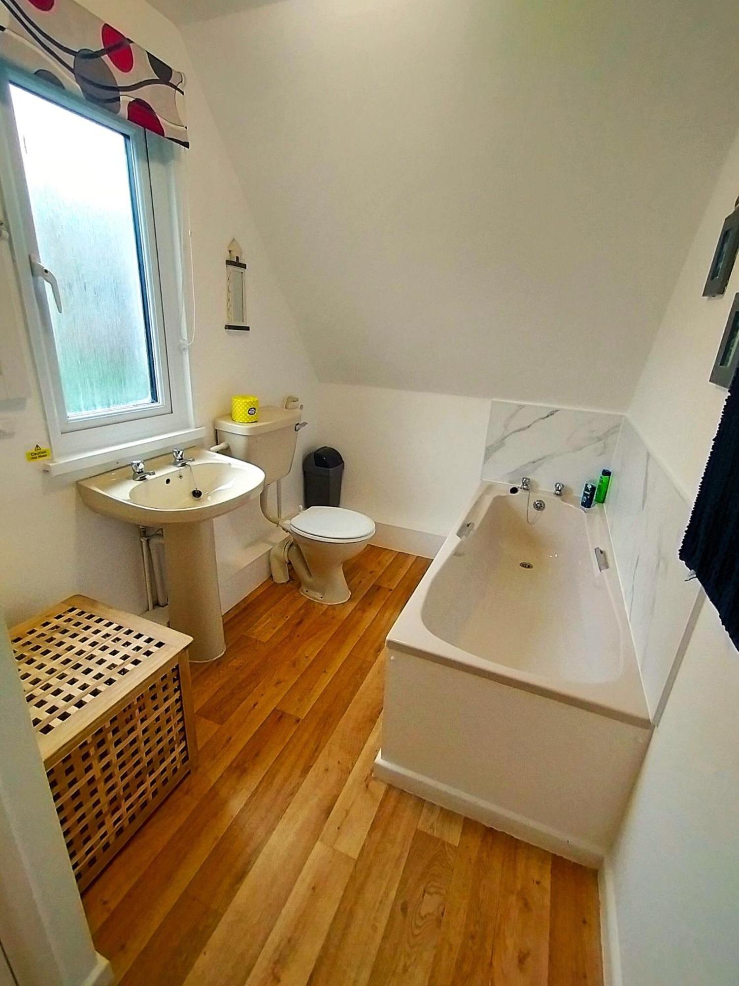 Trevithick By The Beach For Families & The Pooch Hayle Exterior photo